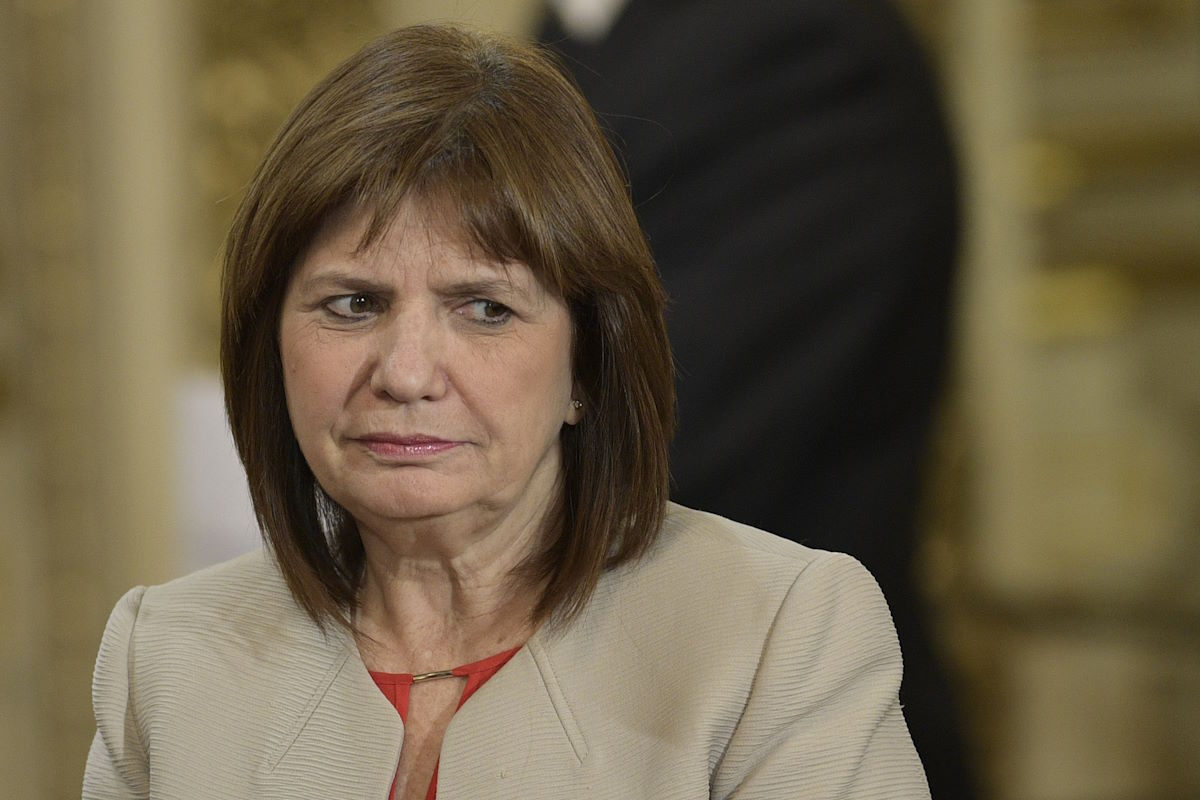 Un gendarme detectó contrabando en un municipio de Formosa que controla Milei y Bullrich lo mandó a vivir a Neuquén