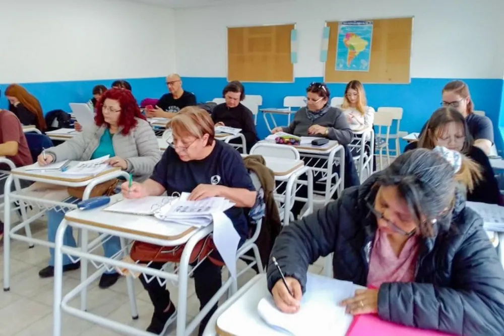 Río Grande: Brindarán cursos de idiomas a mujeres