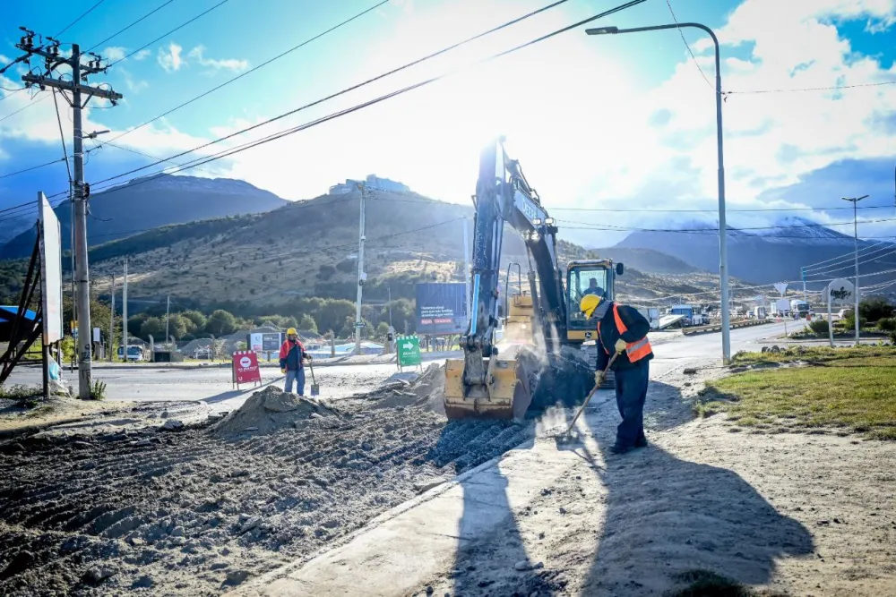 Ushuaia: Este lunes habrá corte al tránsito en la rotonda de Andorra por trabajos de asfalto