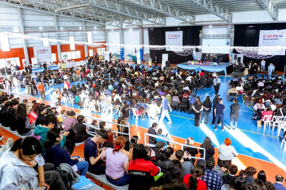 Más de 700 jóvenes dieron inicio en Río Grande al Congreso Provincial de Estudiantes