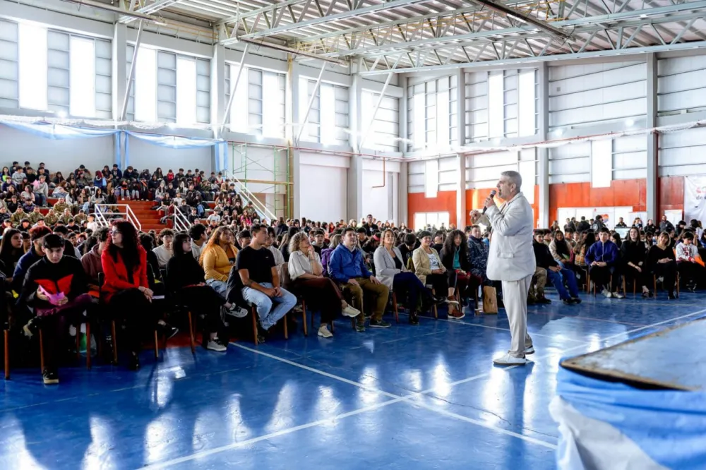 "Nos reunimos para reflexionar, trabajar juntos y pensar qué tipo de escuela queremos"