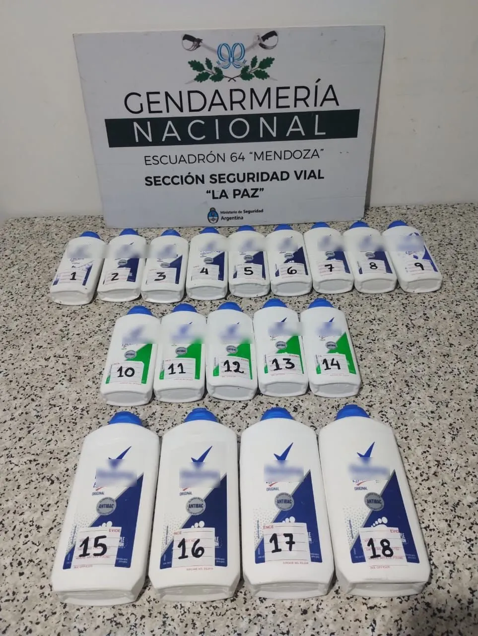 Patricia Bullrich había festejado una supuesta incautación de cocaína, pero resultó ser talco