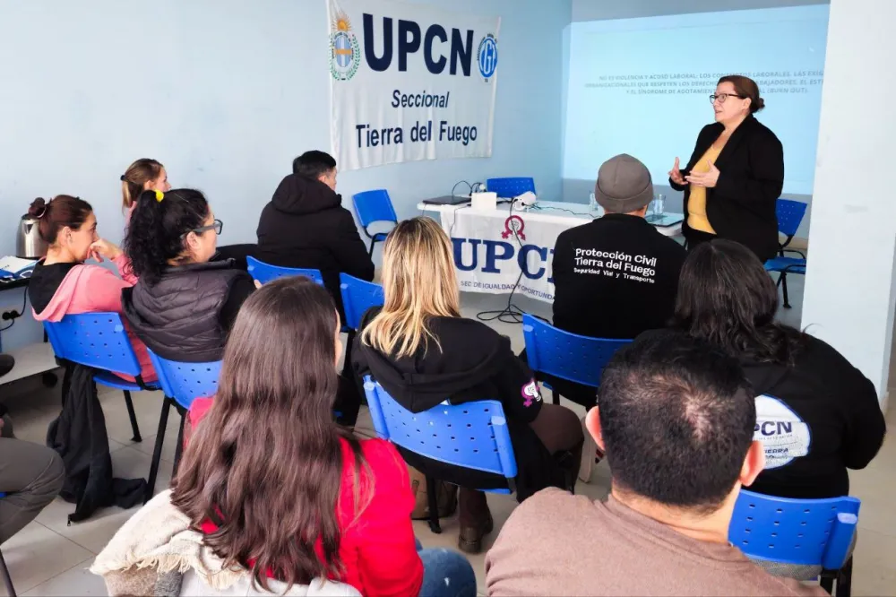 La provincia continúa su política de formación para prevenir la violencia y el acoso laboral
