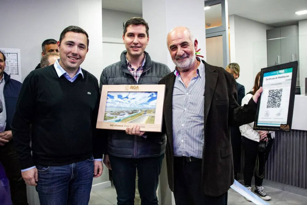 El Municipio de Río Grande acompañó la inauguración de la nueva sede de la Clínica San Jorge