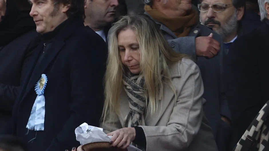 Polémica por el fallo que censura audios de Karina Milei: cuestionamientos constitucionales y denuncias contra el juez