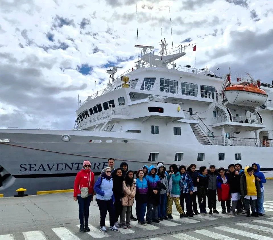 Inició el ciclo de visitas escolares a cruceros antárticos